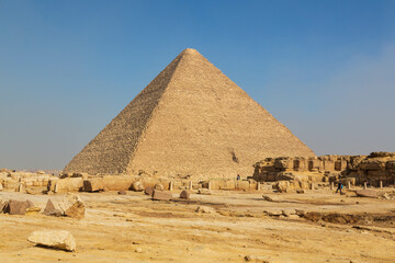 The great Pyramid complex of Giza (the Pyramid of Khufu or the Pyramid of Cheops). Cairo, Egypt 