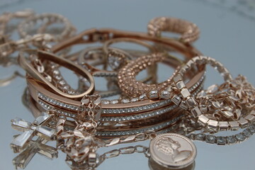 Collection of Ladies Jewellery 