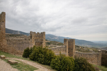 Fototapeta na wymiar Loasrre Castle