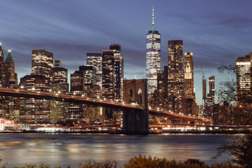 Scenic view of the Brooklyn Bridge in New York City, New York in evening