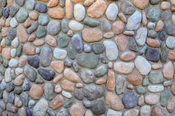 丸い石の壁
