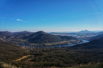 View of the Elbe canyon between the hills.