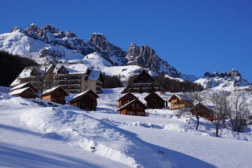 Fototapeta na wymiar Réallon ski resort in the mountains of the southern Alps, France