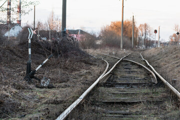 the mechanism of switching the direction of movement of trains on railway tracks