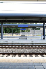 Fototapeta premium 田舎町の駅