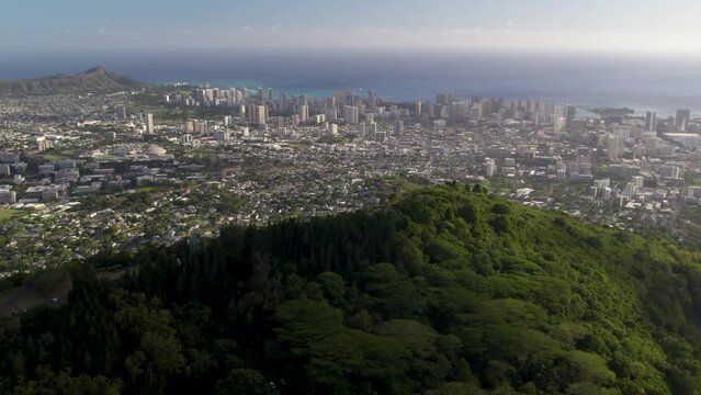 Tantalus Lookout, Manoa Valley, and Diamond Head on Oahu, Hawaii