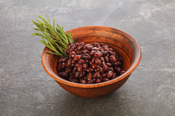 Vegan cuisine - black kidney in the bowl