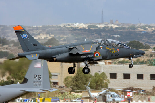 รูปภาพAlphajet – เลือกดูภาพถ่ายสต็อก เวกเตอร์ และวิดีโอ212 | Adobe Stock