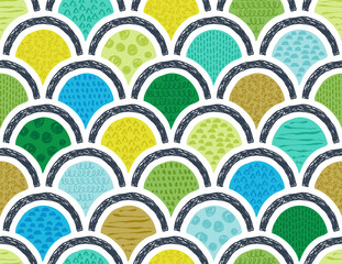 Colorful fun overlapping circle cute pattern. Repeated creative geometric kids background - 495073027