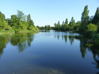 London with its iconic buildings and representative objects