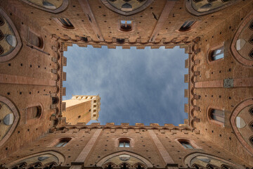 Torre del Mangia, view from Palazzo pubblico's courtyard 