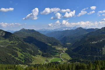 Fototapeta premium landscape with mountains