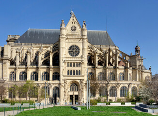 Fototapeta premium Saint Eustache Catholic Church in Paris