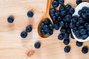 ripe blueberries and blueberries on the table