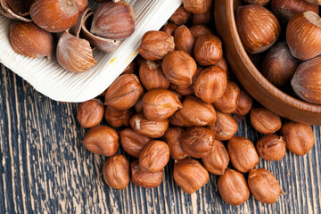 hazelnuts peeled from the shell