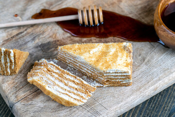 cake made of thin honey cakes and a thin creamy layer