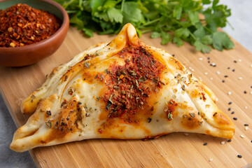 empanada de carne picante