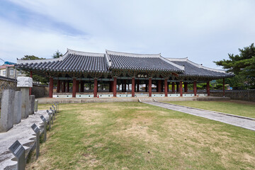 Fototapeta premium Government Offices of Geoje-hyeon in Geoje-si, South Korea. The Government office was built in the Joseon Dynasty. 
