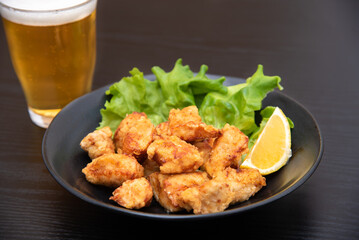 ビールのおつまみに唐揚げ