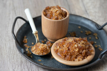 Big rock sugar is made from brown sugar.