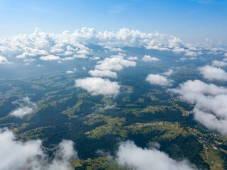 Obraz premium High flight in the mountains of the Ukrainian Carpathians. Aerial drone view.