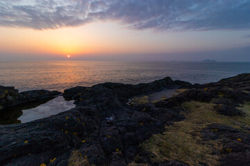 Beautiful sunrise at Kinghorn Beach wide angle