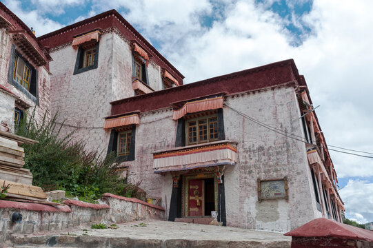 Ganden Monastery located at the top of Wangbur Mountain is one of the "great three" Gelug university monasteries of Tibet