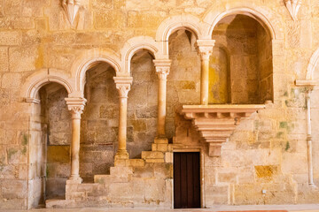 Fototapeta na wymiar Alcobaca monastery interior