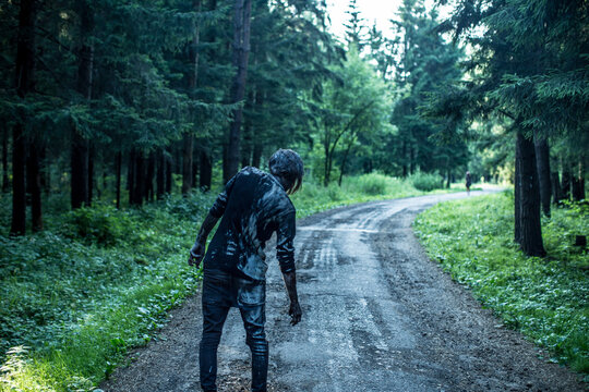 Zombies, Apocalypse, burnt people