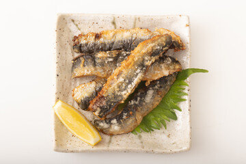 イワシの竜田揚げ　(八戸産寒流トロいわし)