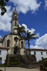 Fototapeta na wymiar Santuário do Caraça na vertical