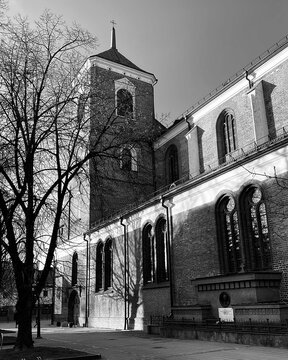 Black and white photo of the Basilica of the Holy Apostles Peter and Paul in Kaunas, Lithuania.