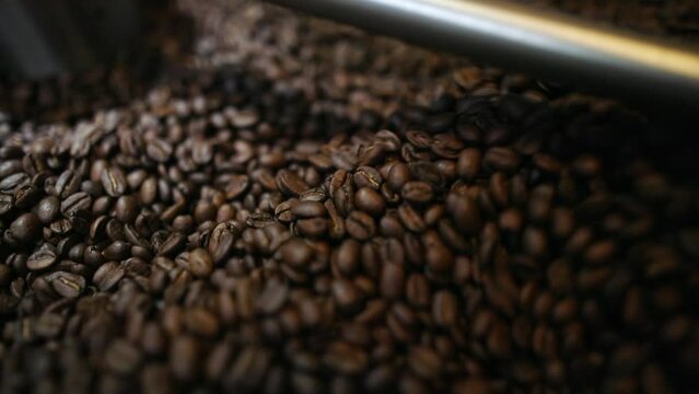 Kaffee wird ger&ouml;stet
