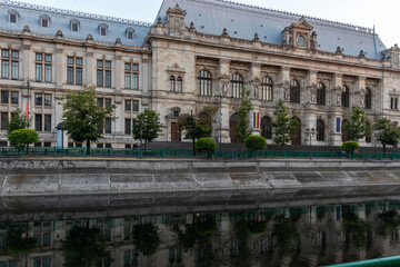 Fototapeta na wymiar Palace of Justice in city of Bucharest, Romania