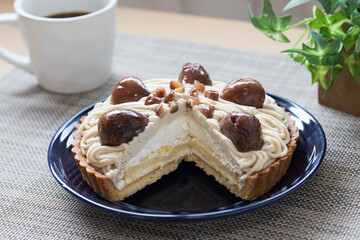 chestnut cake with coffee

