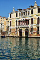 Naklejka premium Architecture canal in Venice Italy 