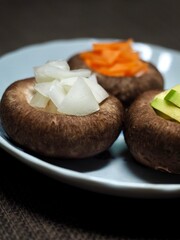 신선한 유기농 표고버섯과 채소