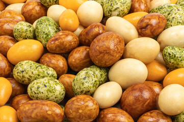 Delicious fish skin peanuts