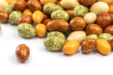 Delicious fish skin peanuts