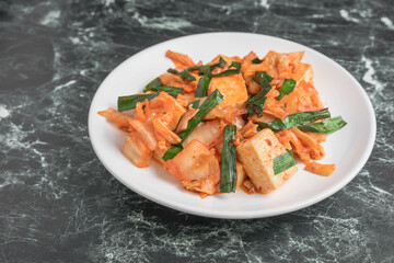 豆腐とキムチの炒め物