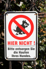Schild keine Hundetoilette,  Verbotsschild, Deutschland, Europa