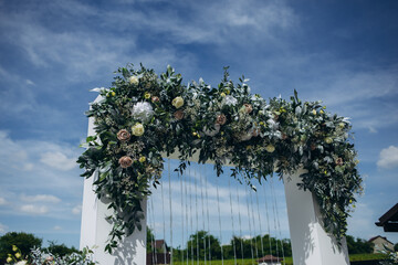 Fresh flower decorations for wedding ceremony