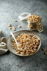 Traditional sugar free breakfast cereals