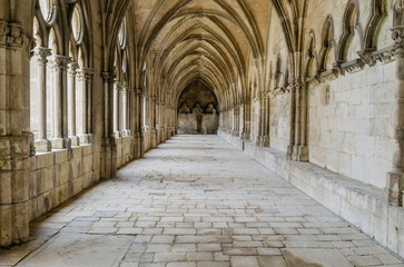 A l'Intérieur du Cloître de la Cathédrale de Toul.