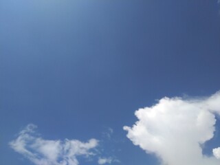 Obraz premium Blue sky with clouds. Background sky gradient, Bright and delight your eyes with refreshing sky