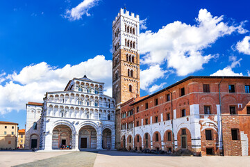 Lucca, Italy - Piazza San Giovanni, Tuscany old city - obrazy, fototapety, plakaty