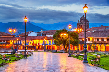 Cusco, Peru - Plaza de Armas, historical center of famous Cuzco - obrazy, fototapety, plakaty