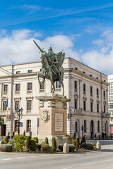 Fototapeta na wymiar statue dedicated to the medieval hero El Cid Campeador in the city of Burgos, Spain