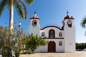 Santa Maria Huatulco, Oaxaca, México: Santa Maria Parish Church (Parroquia de Santa Maria, Saint Mary) The Original town inland town in the Sierra Madre mountains, where civic life first began.