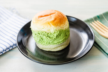 抹茶のマリトッツォ